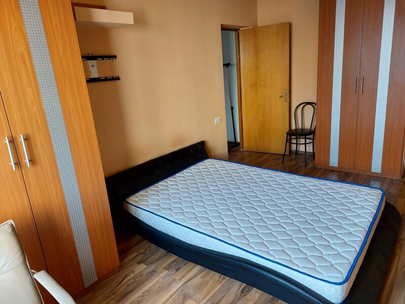 Brancoveanu, apartament 2 camere, centrala proprie, 5 minute metrou.